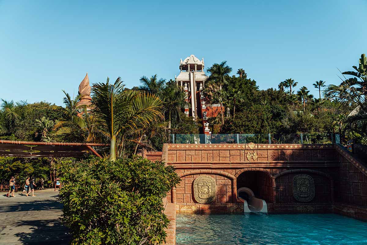 The tower of power slide in Siam Park