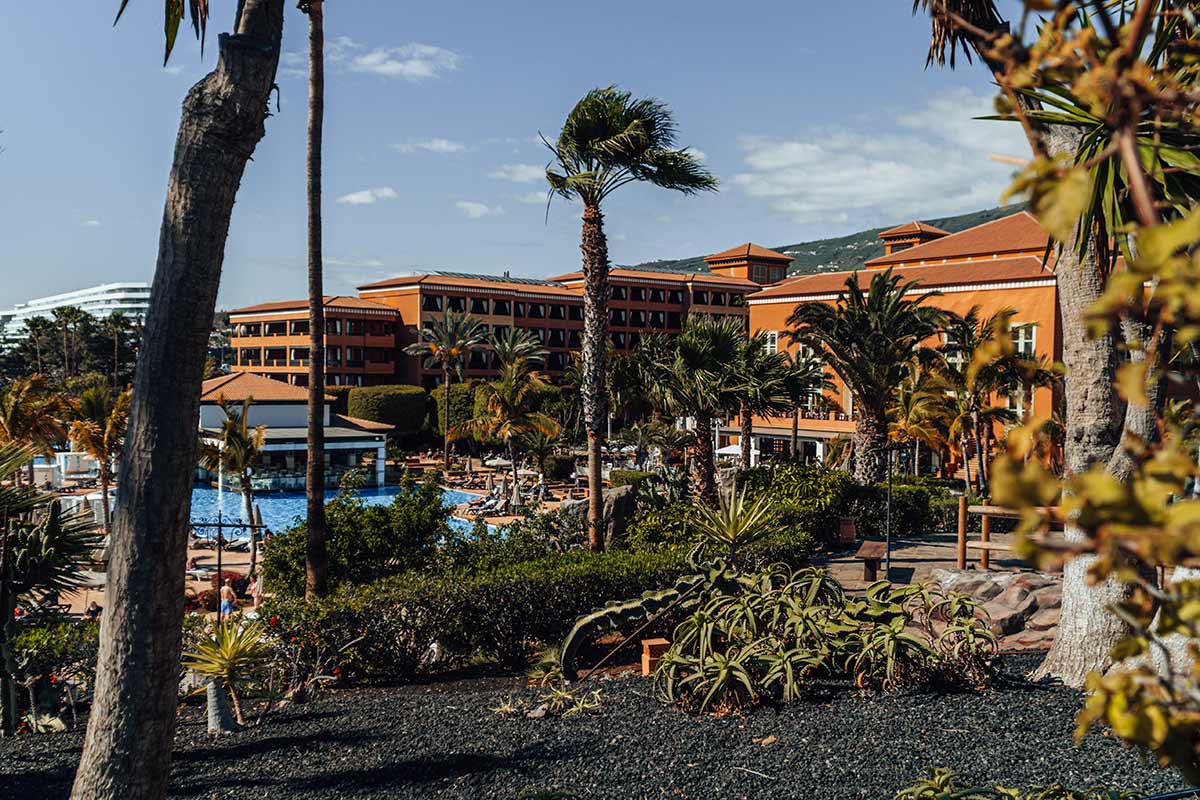 Luxurious 4-star hotel H10 Costa Adeje Palace