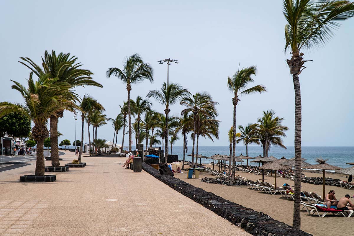 The seafront promenade in Puerto del Carmen